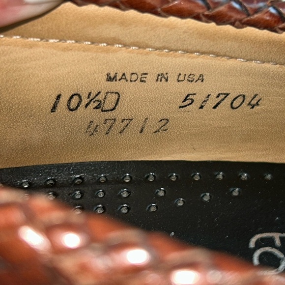 Allen Edmonds Black and Brown Tassel Loafers - Picture 9 of 9